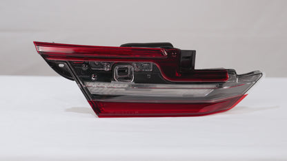 Archaic LED Tail Lights Assembly For Toyota Camry Hybrid XLE 2025